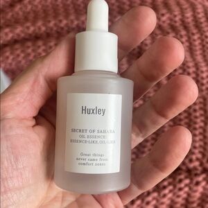 FREE with purchase FACE SERUM NWT Huxley skincare serum